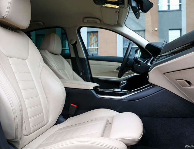 BMW 3 серии синий 2020