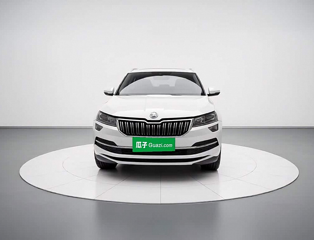Skoda Karoq 1.4 л 2022 г. Белый, пробег 28200 км